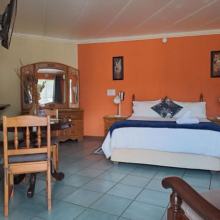 Amigos Bed & Breakfast - No Loadshedding Mbombela Buitenkant foto