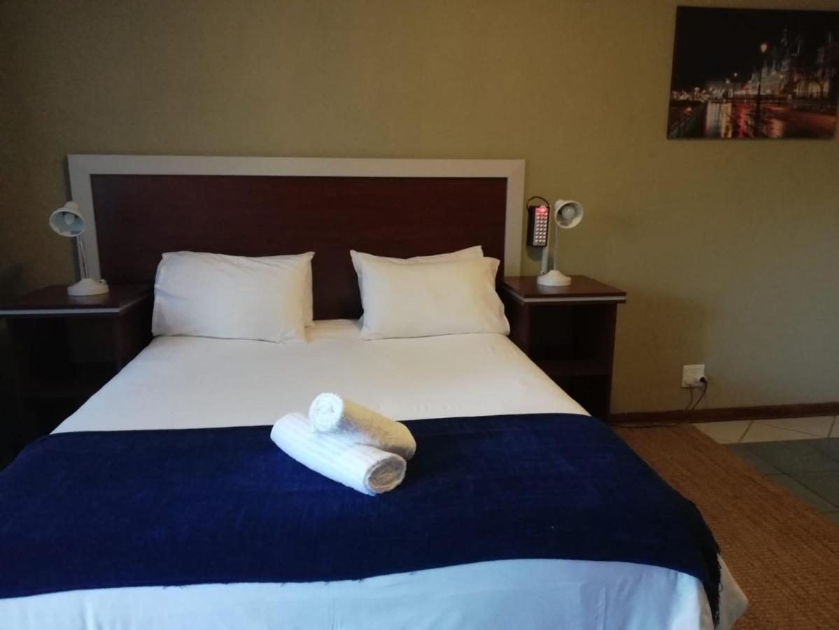 Amigos Bed & Breakfast - No Loadshedding Mbombela Buitenkant foto