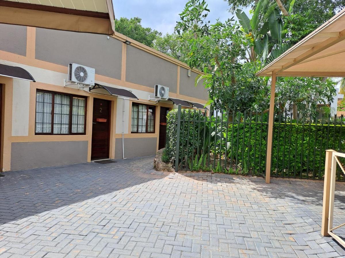 Amigos Bed & Breakfast - No Loadshedding Mbombela Buitenkant foto