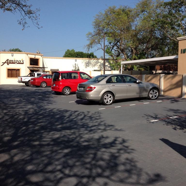 Amigos Bed & Breakfast - No Loadshedding Mbombela Buitenkant foto