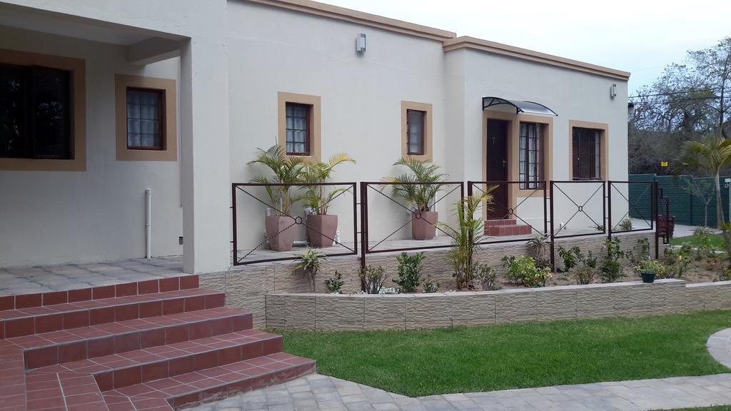 Amigos Bed & Breakfast - No Loadshedding Mbombela Buitenkant foto