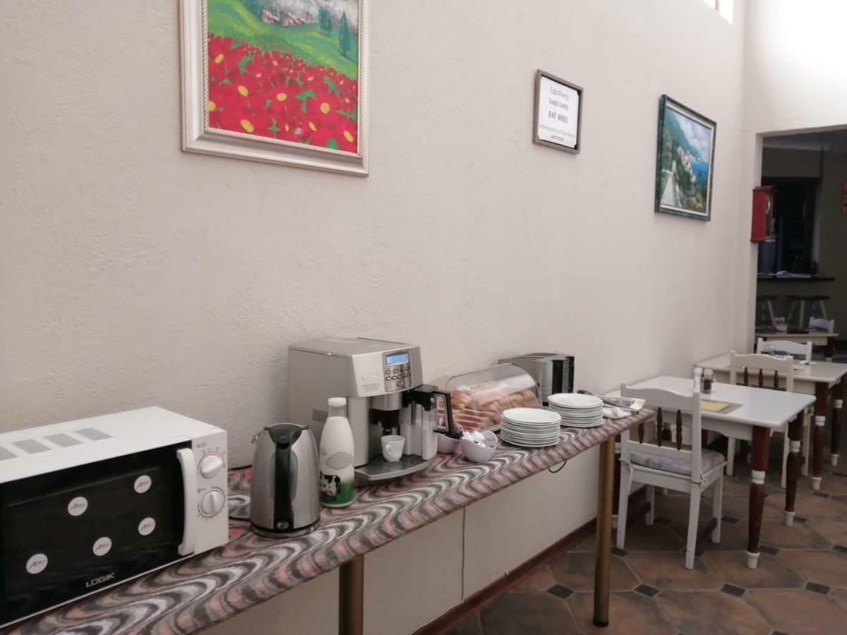 Amigos Bed & Breakfast - No Loadshedding Mbombela Buitenkant foto