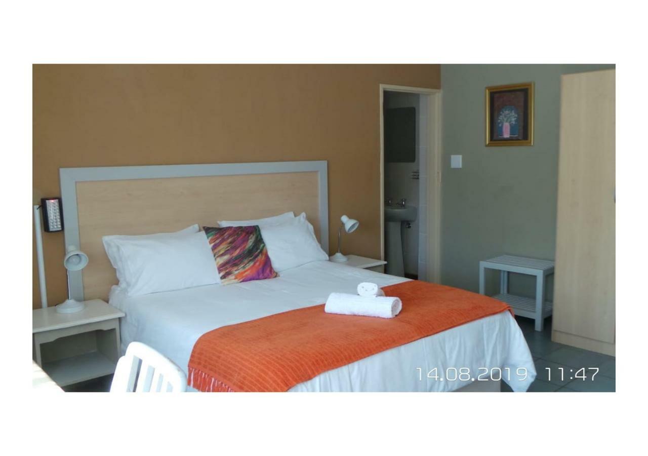 Amigos Bed & Breakfast - No Loadshedding Mbombela Buitenkant foto