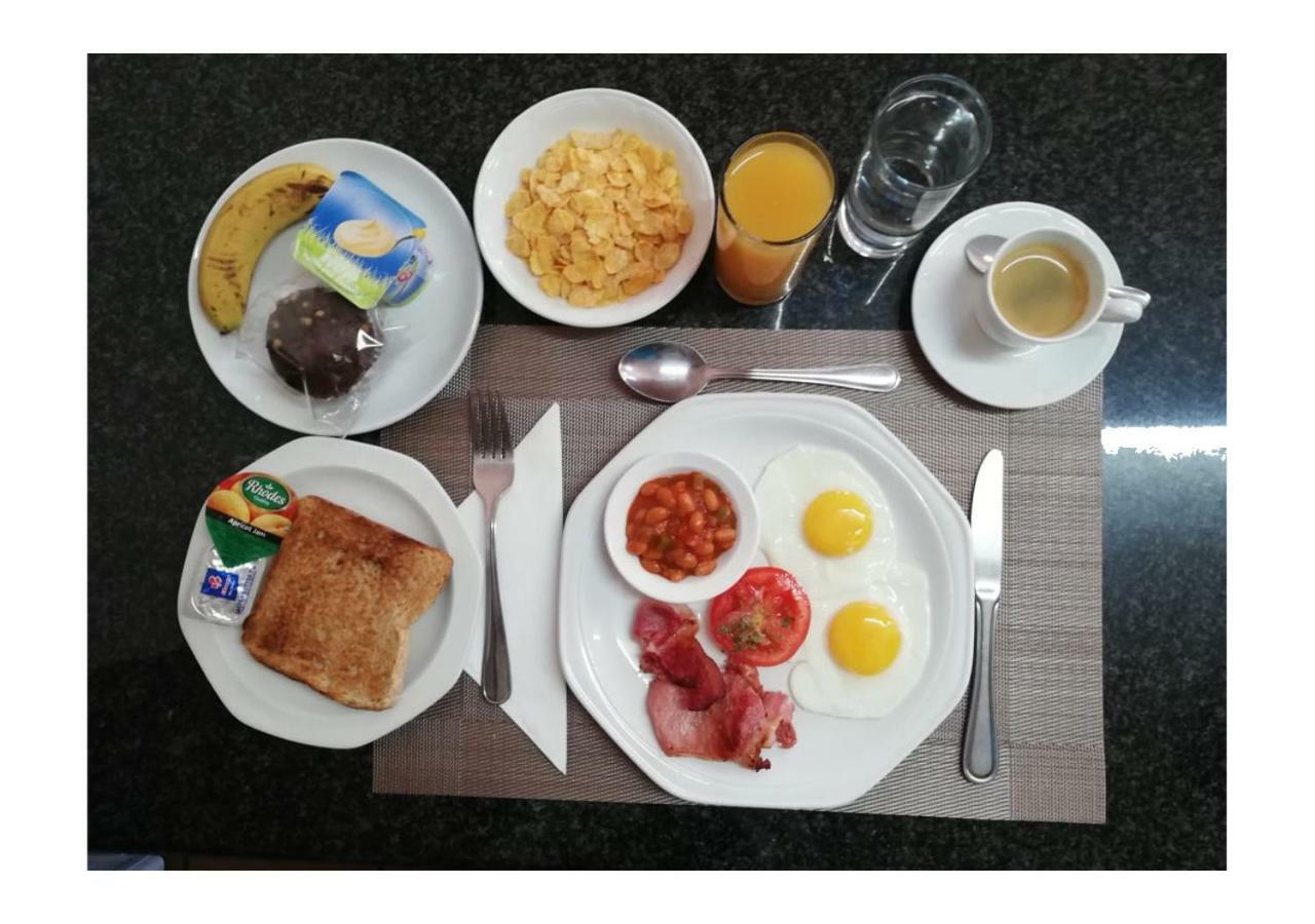 Amigos Bed & Breakfast - No Loadshedding Mbombela Buitenkant foto